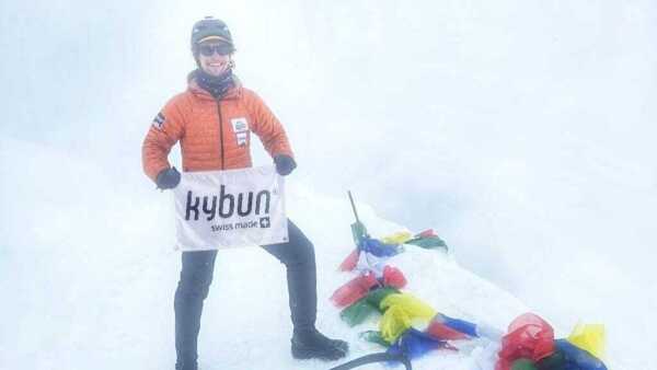 Trotz Ostschweizer Unterstützung: Tyler Andrews scheitert knapp bei Everest-Rekordversuch